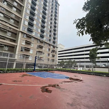 Convenient 2-Bedroom Condo Unit In The Metro