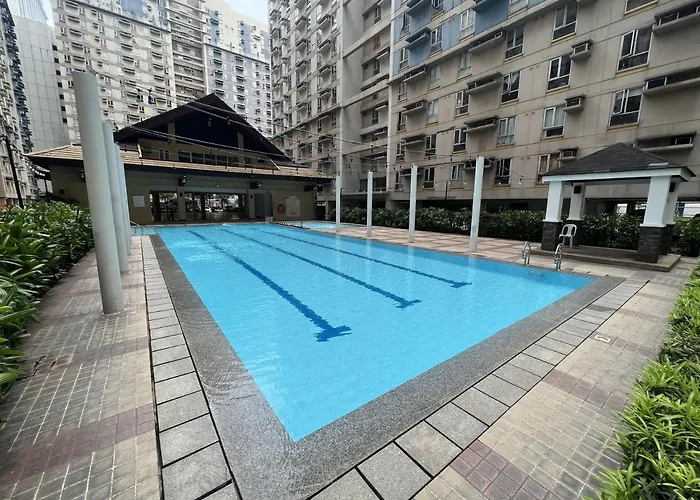 Convenient 2-bedroom Unit In The Metro 3*